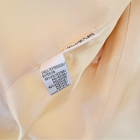 Vintage Rena Rowan Butter Yellow Blazer - Picture 5 of 6